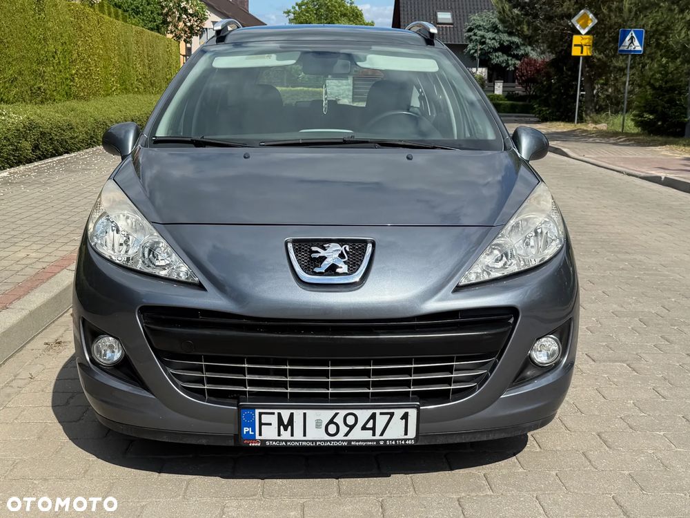 Peugeot 207 90 HDi FAP (Blue Lion) Filou - 2