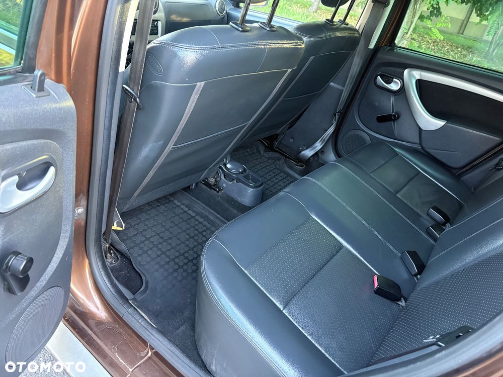 Dacia Duster 1.6 - 12