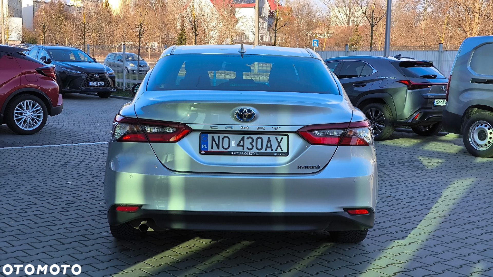 Toyota Camry - 13