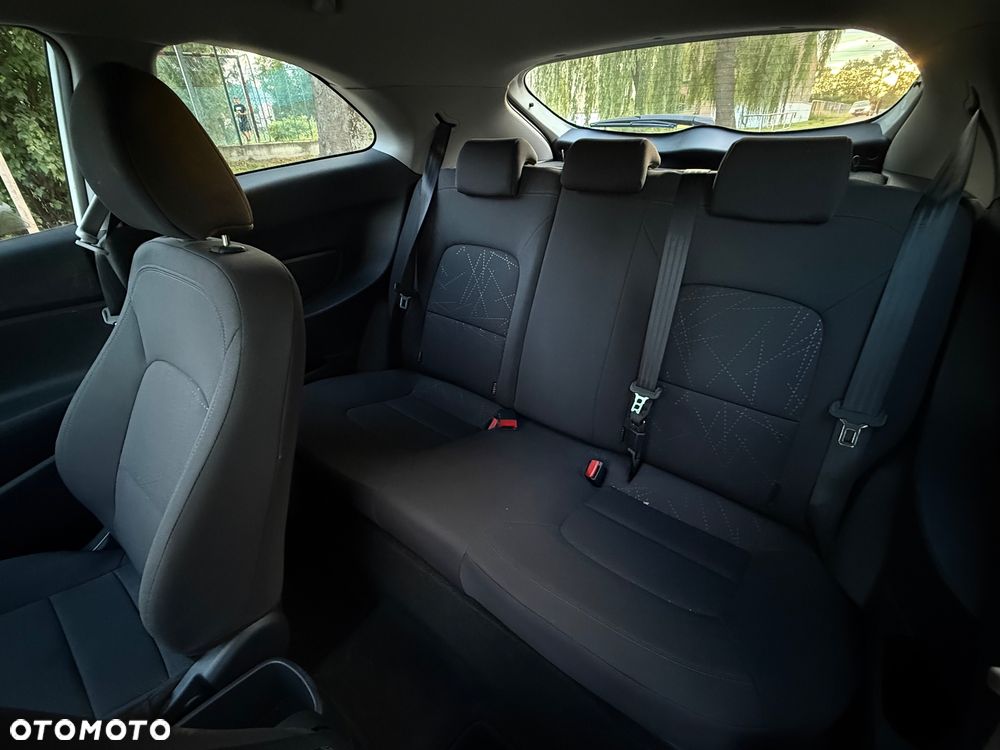 Kia Rio 1.2 Attract - 10