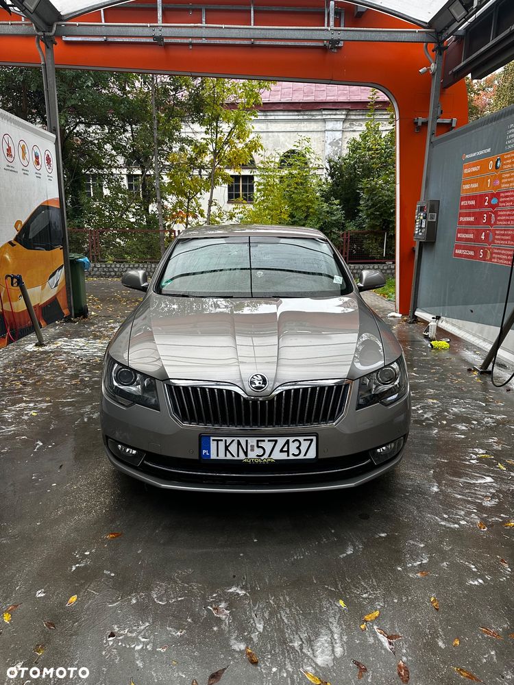Skoda Superb 1.8 TSI DSG Exclusive - 10