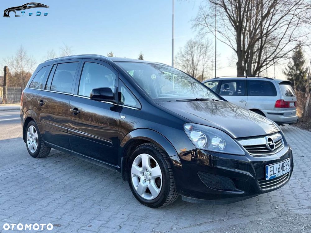Opel Zafira 1.8 Cosmo - 24