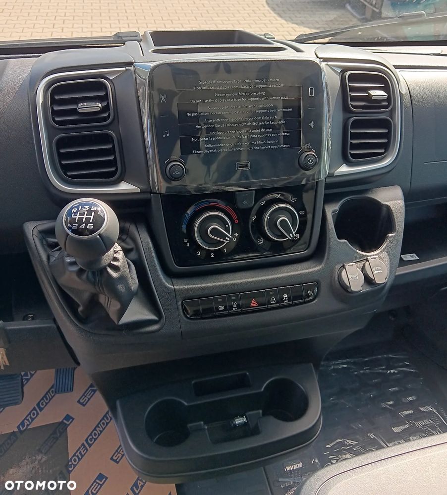 Opel Movano L4H3 2.2 180 KM - 9