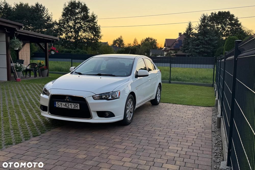 Mitsubishi Lancer 1.6 ClearTec Invite - 1