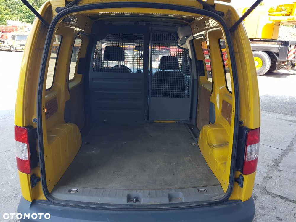 Volkswagen Caddy - 9