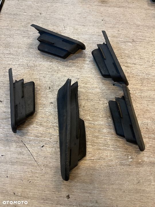 Gumki zaślepki kolektora ssącego m57 Bmw e39 e38 e46 - 1