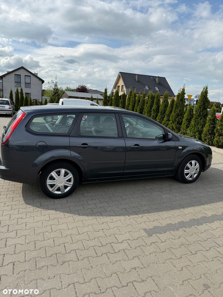 Ford Focus - 2