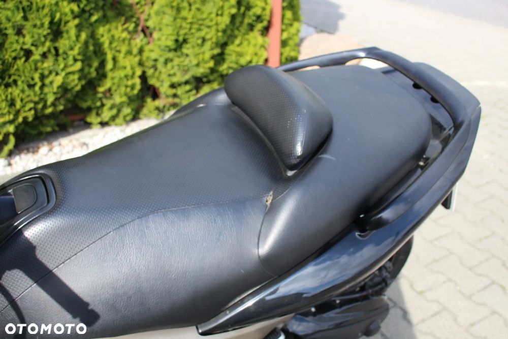 Yamaha Tmax - 22