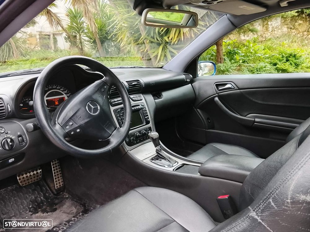 Mercedes-Benz C 220 - 12