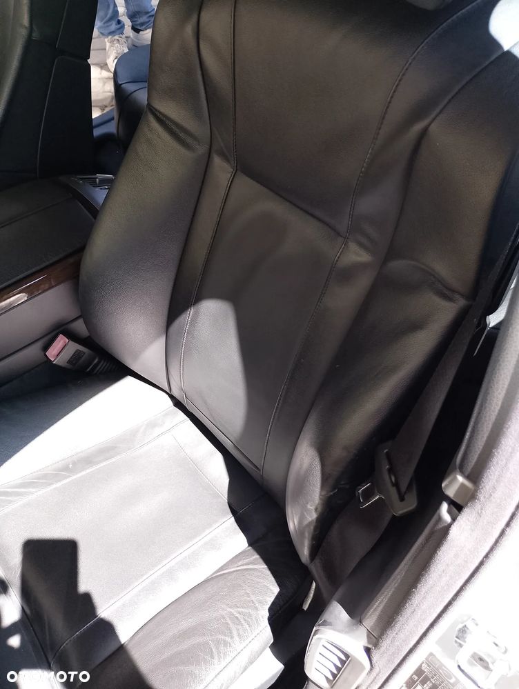 BMW Seria 7 - 24