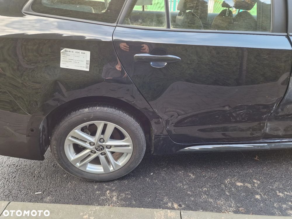 Toyota Corolla 1.8 Business Edition - 35