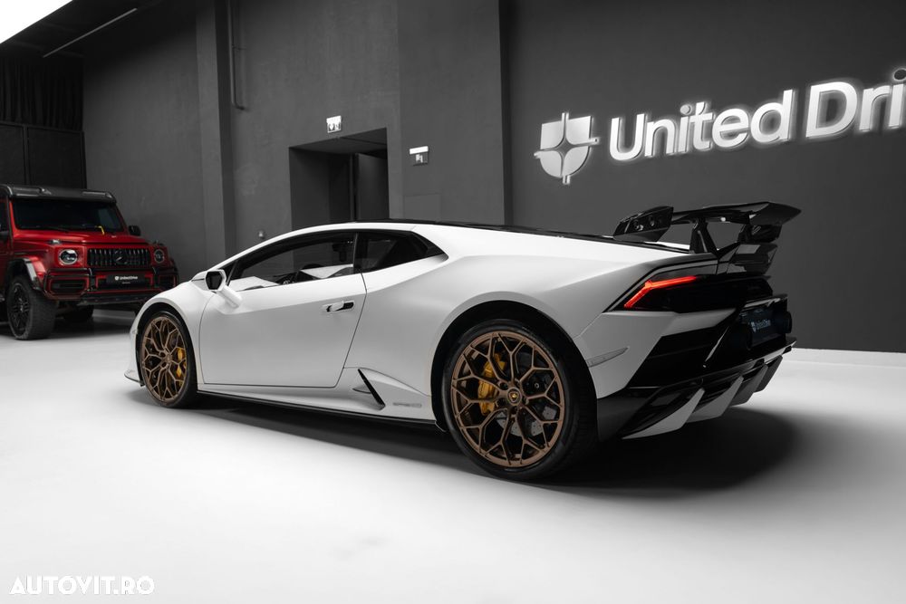 Lamborghini Huracan EVO - 8