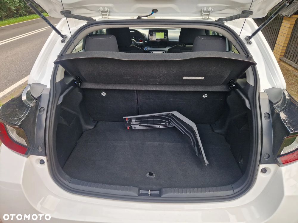 Toyota Yaris Hybrid 1.5 Comfort - 18