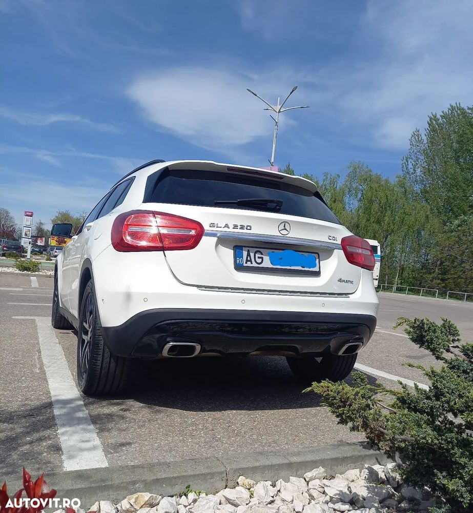 Mercedes-Benz GLA 220 CDI 4MATIC 7G-DCT Urban - 10