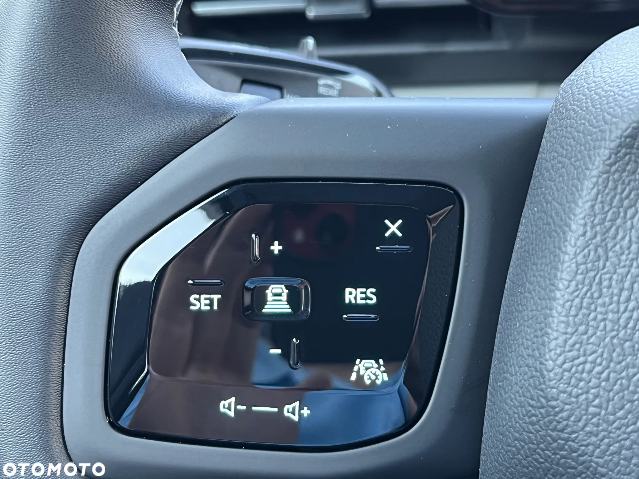 Ford Explorer 77kWh RWD - 16