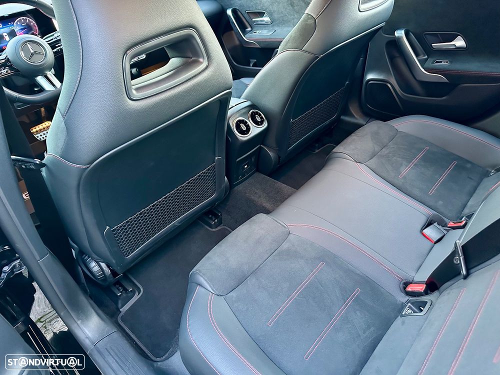 Mercedes-Benz A 200 AMG Line Aut. - 38