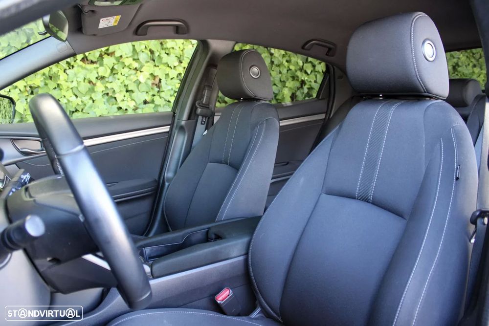 Honda Civic 1.5 i-VTEC Sport - 13