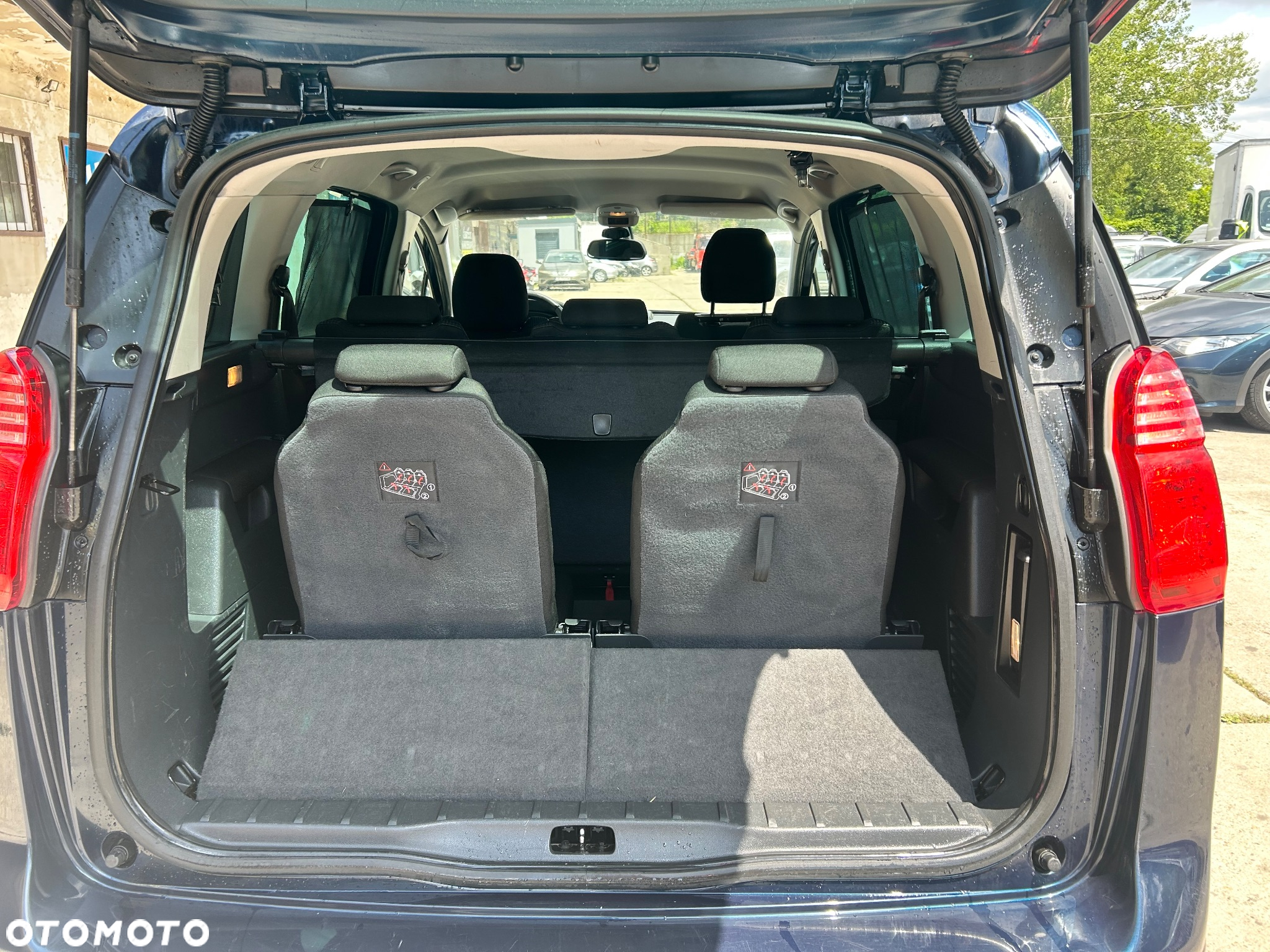Peugeot 5008 1.6 Access 7os - 4