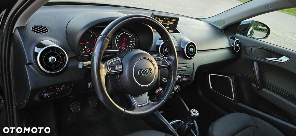 Audi A1 Sportback 1.6 TDI S line edition m S line Sportpaket - 5