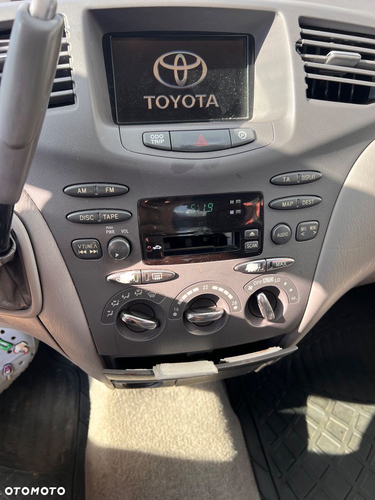 Toyota Prius - 14