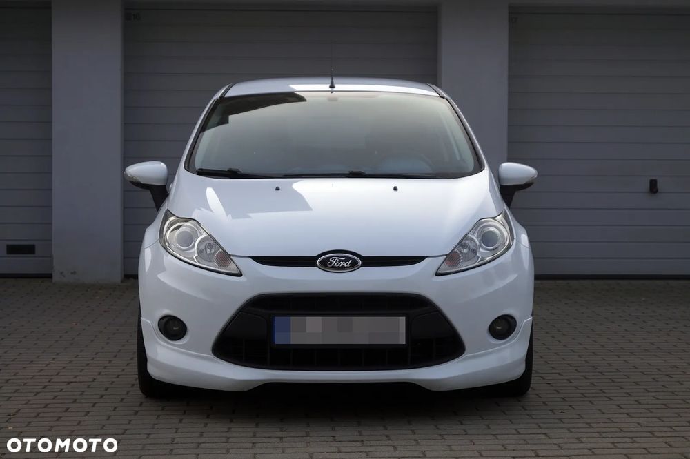 Ford Fiesta 2010 photo 5