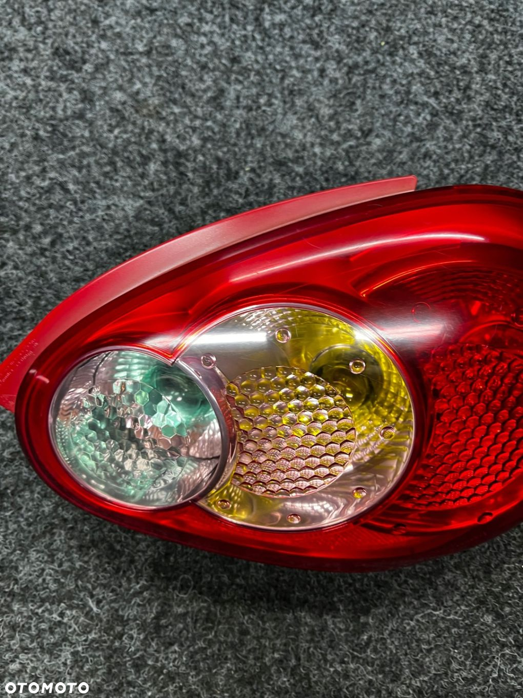 lampa prawy tył tylna toyota aygo - 8