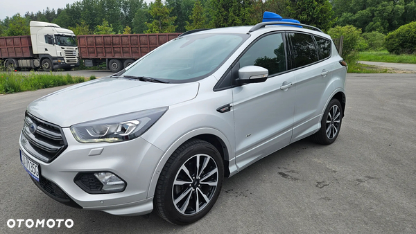 Ford Kuga 2.0 TDCi 4x4 ST-Line