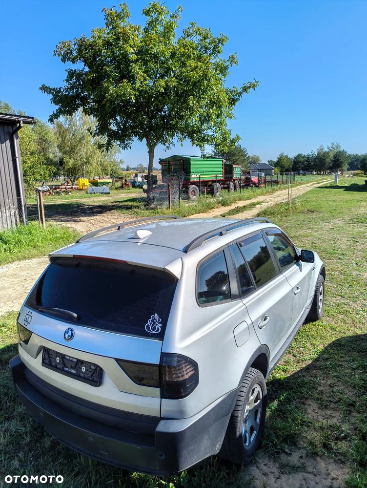 BMW X3 3.0i - 12