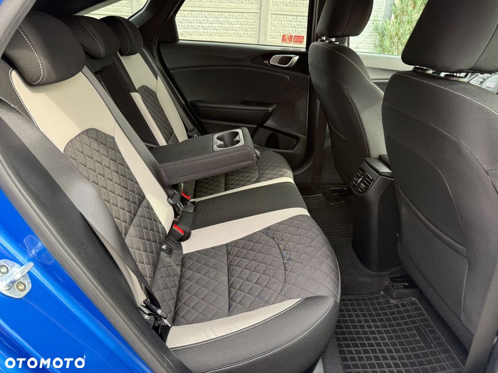 Kia ProCeed 1.5 T-GDI GT Line DCT - 25