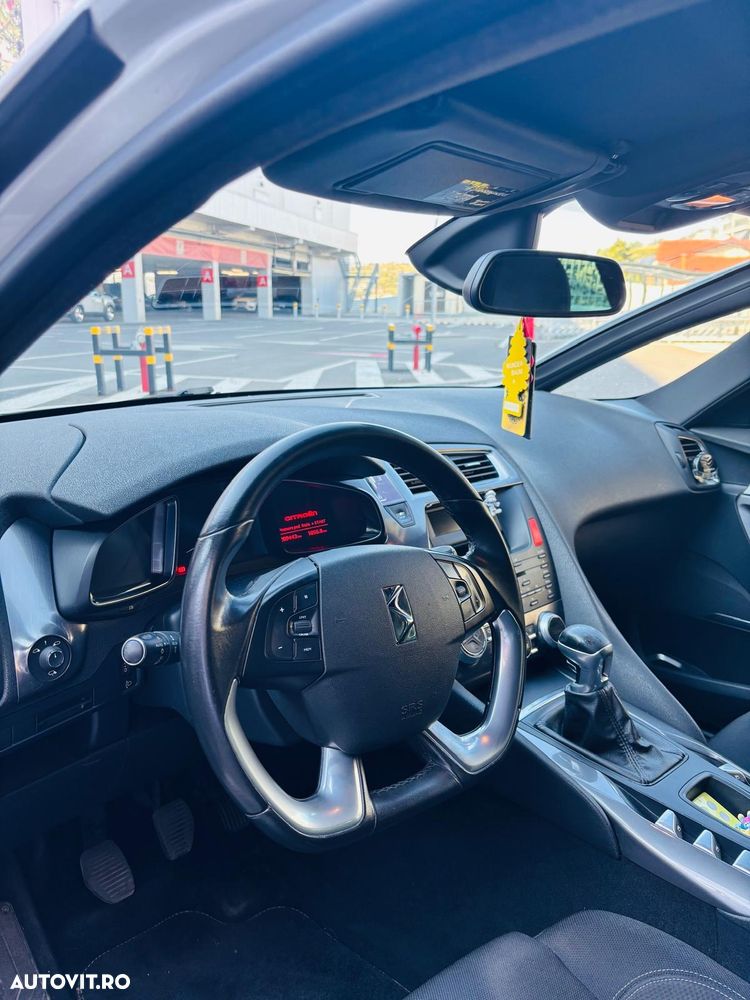 Citroën DS5 2.0 HDI BVM6 So Chic - 4