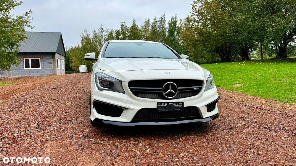 Mercedes-Benz CLA AMG 45 4-Matic - 4