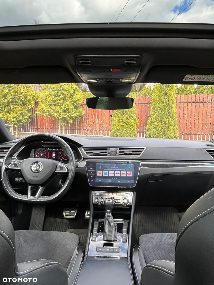 Skoda Superb 2.0 TDI 4x4 Sportline DSG - 9