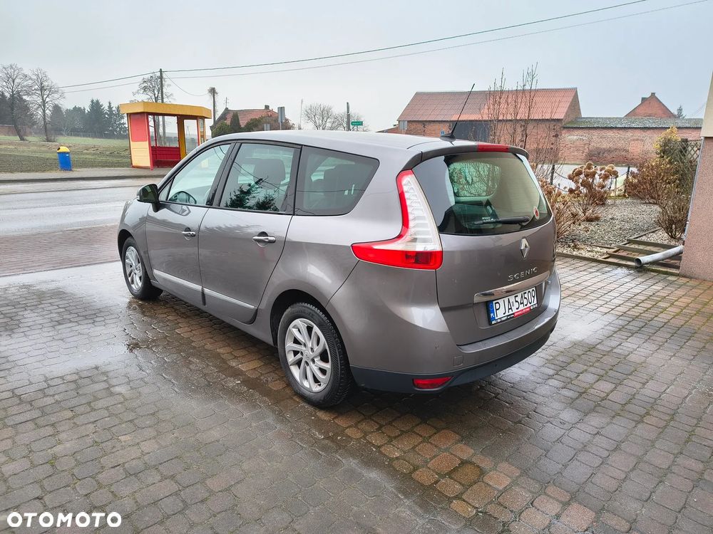 Renault Grand Scenic - 8