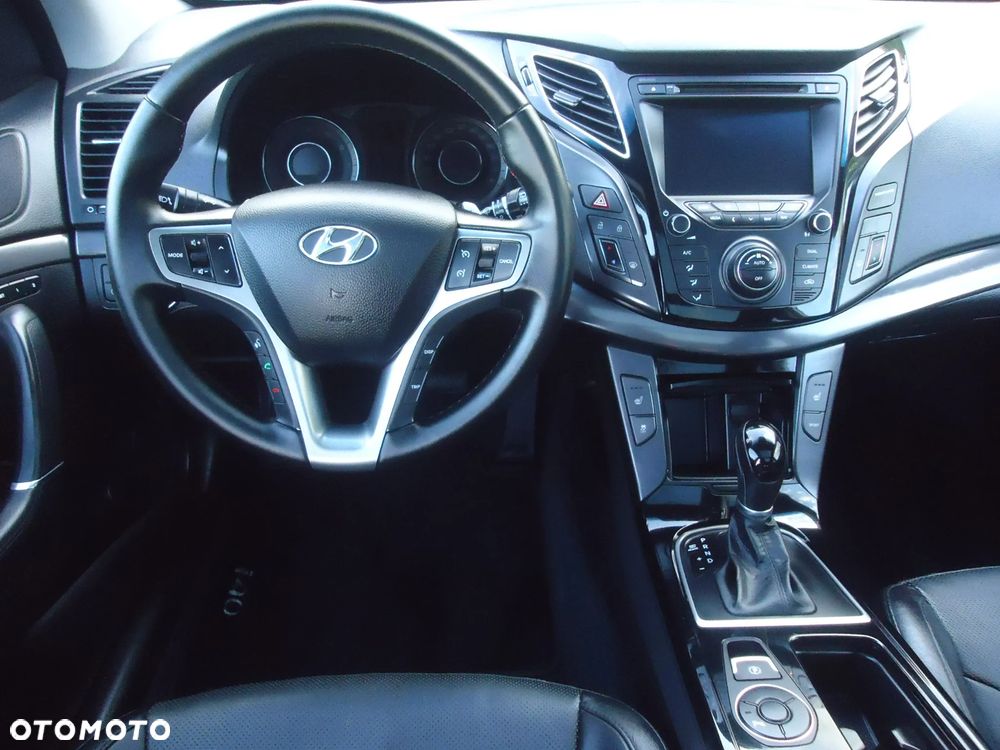 Hyundai i40 2.0 Automatik Premium - 14