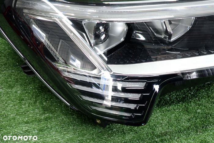 AUDI Q8 E-TRON FULL LED reflektor prawy lampa prawa 4KE941782 - 4