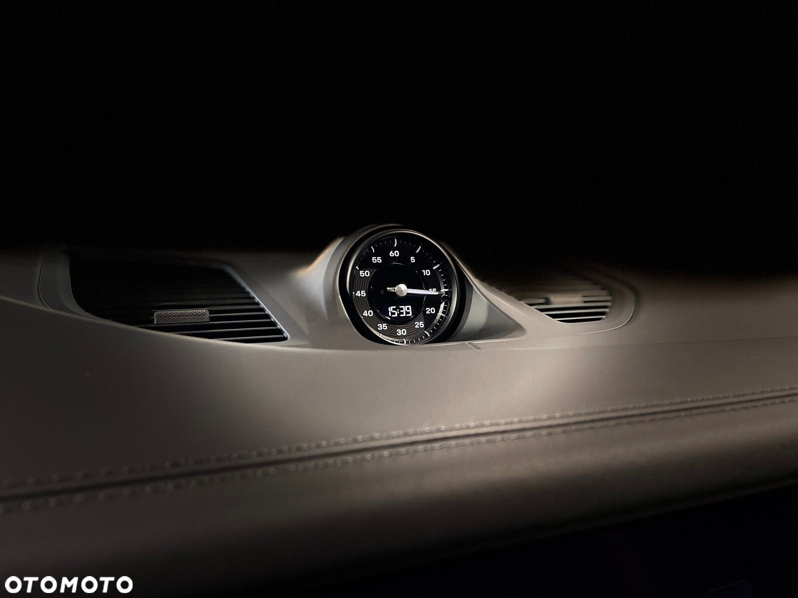 Porsche Cayenne - 27