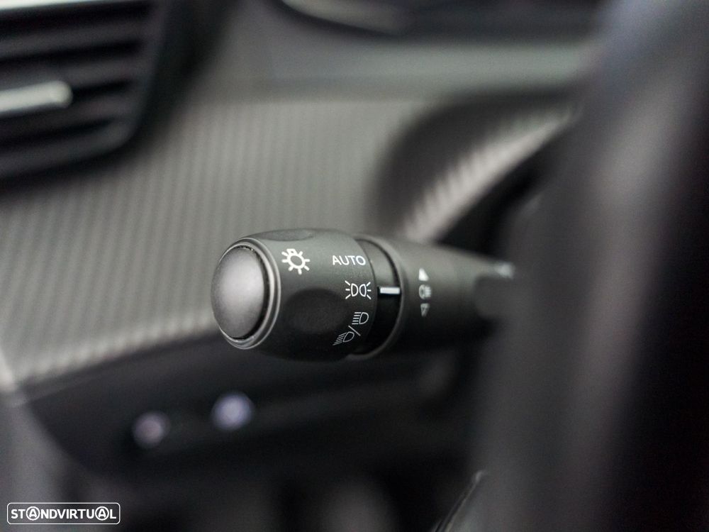 Peugeot 2008 1.5 BlueHDi Active Pack - 19