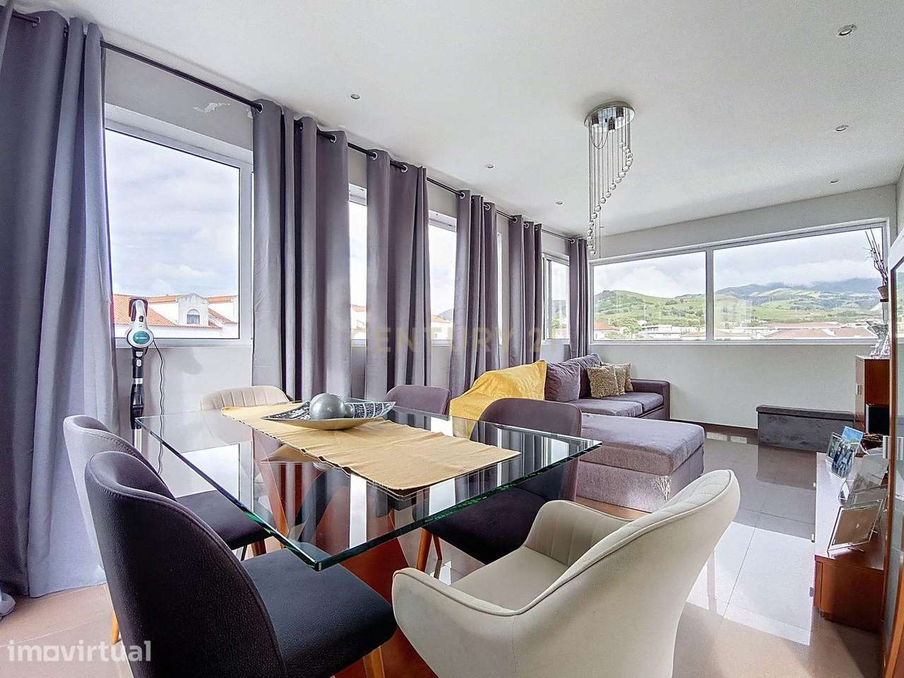 Casa com Vista Serra em Lagoa, Ilha de São Miguel - Grande imagem: 2/21
