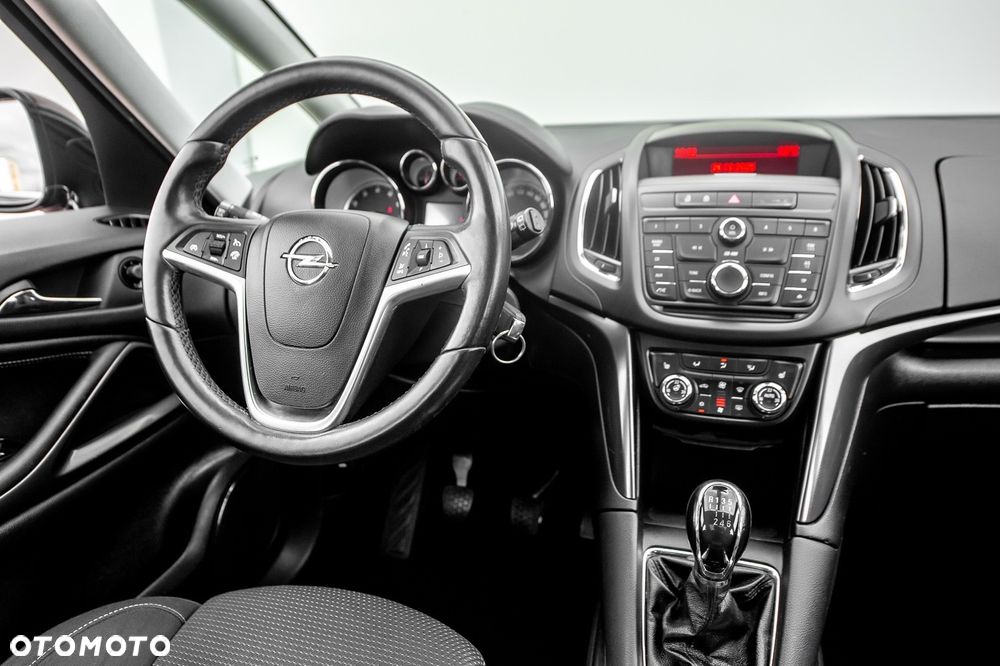 Opel Zafira 1.4 T Cosmo EU6 - 24