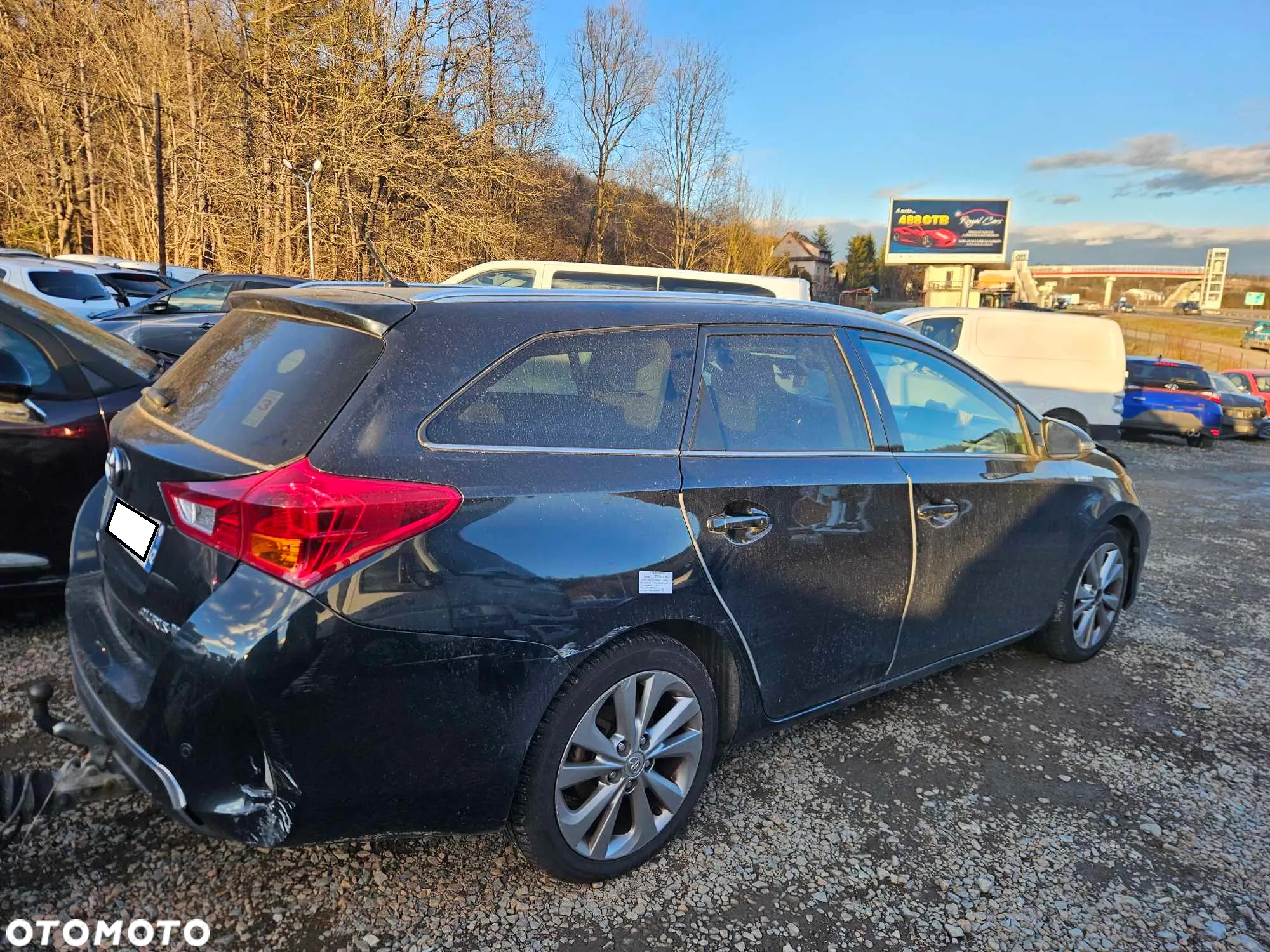 Toyota Auris 1.8 VVT-i Hybrid Automatik Edition S+ - 3