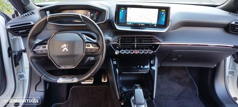 Peugeot e-2008 50 kWh GT - 18