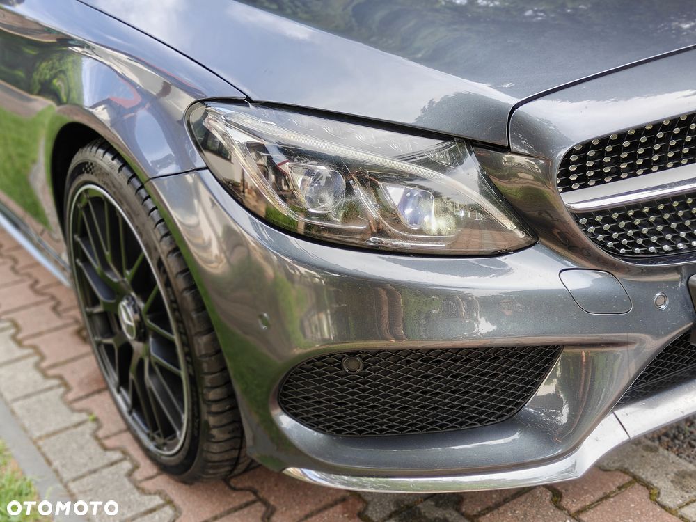 Mercedes-Benz Klasa C 200 7G-TRONIC - 36