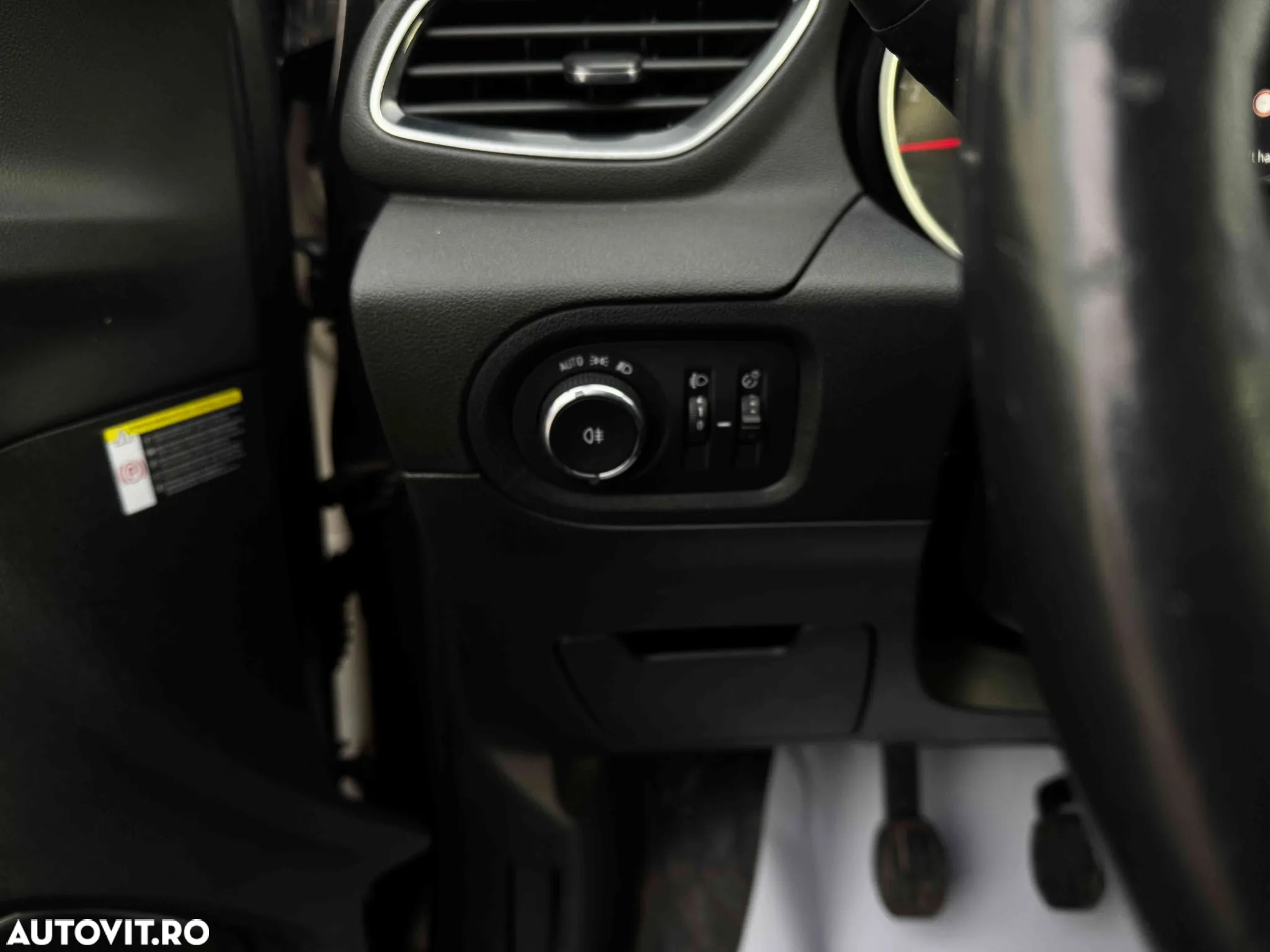 Opel Grandland X - 10
