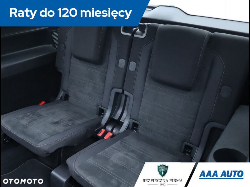 Volkswagen Touran - 15