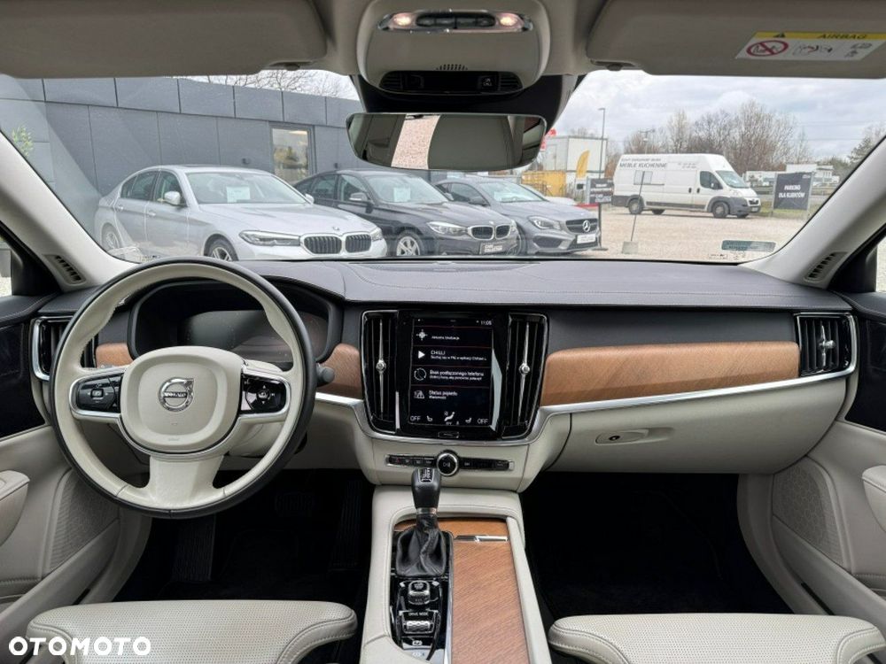 Volvo S90 - 17