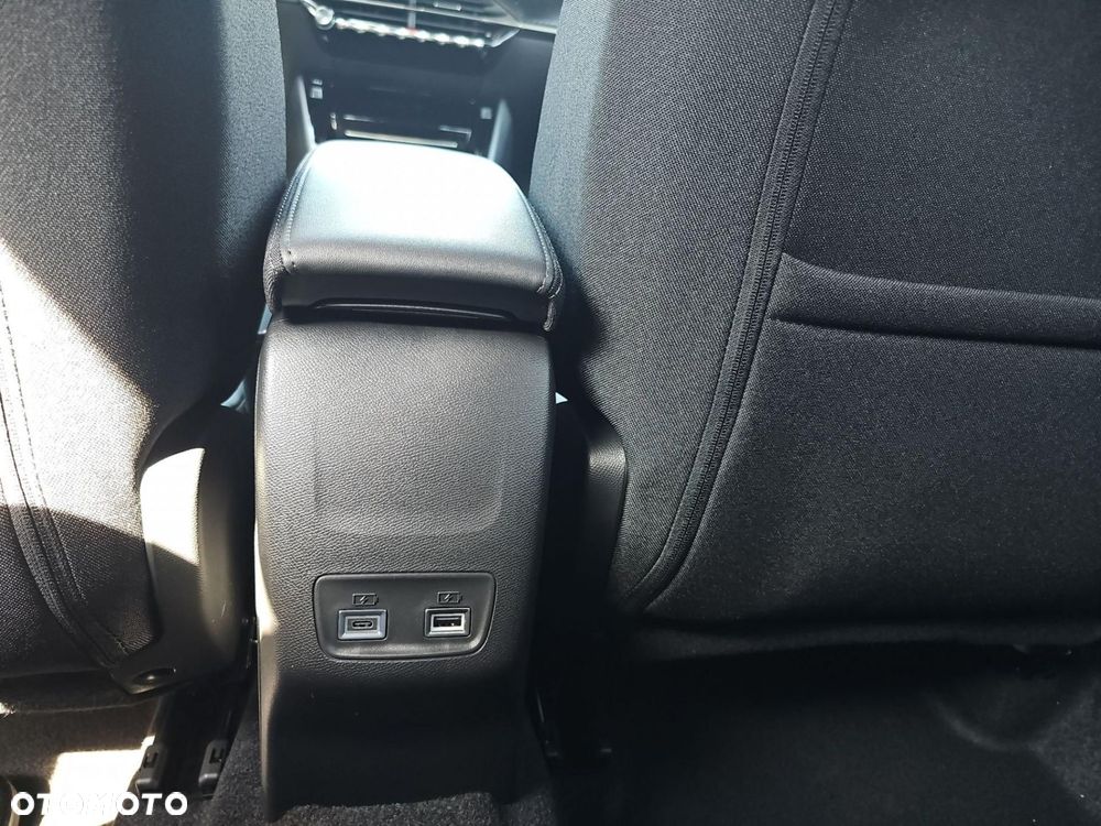 Peugeot 2008 - 15