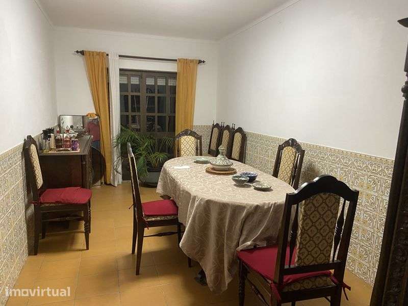 Apartamento abrange todo o primeiro piso - Grande imagem: 5/12