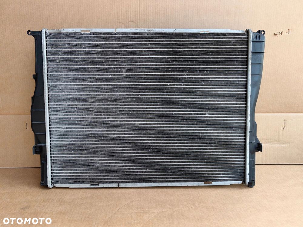 Chłodnica wody BMW e81 e82 e87 e88 e90 e91 e92 e93 n45 n43 n46 NRF 53473 - 1