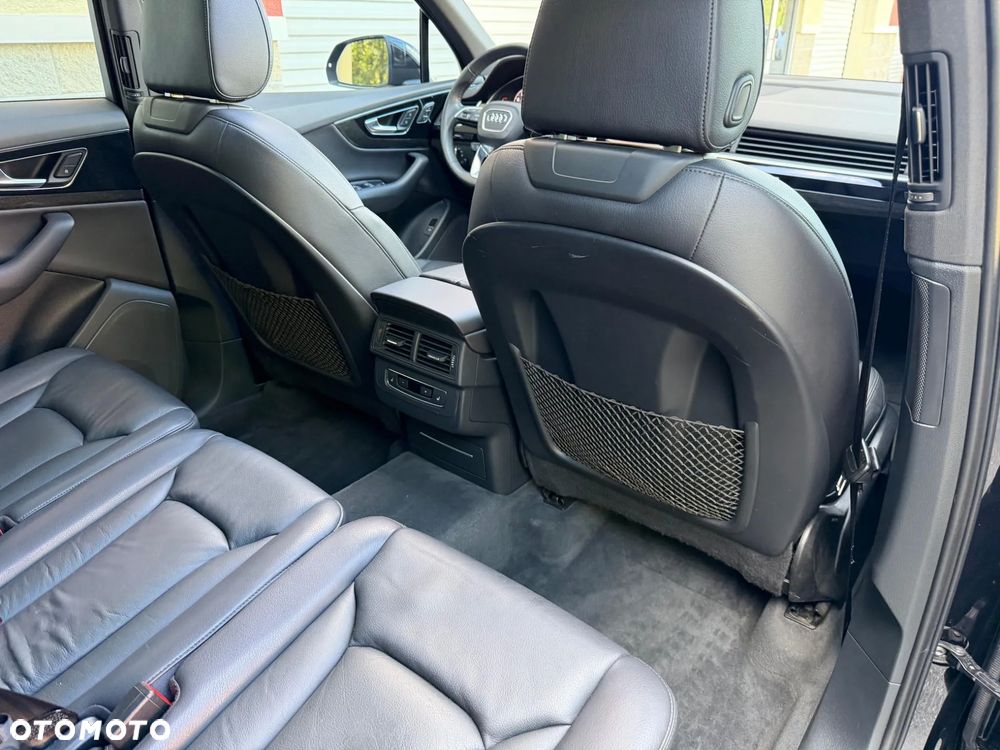 Audi Q7 - 21