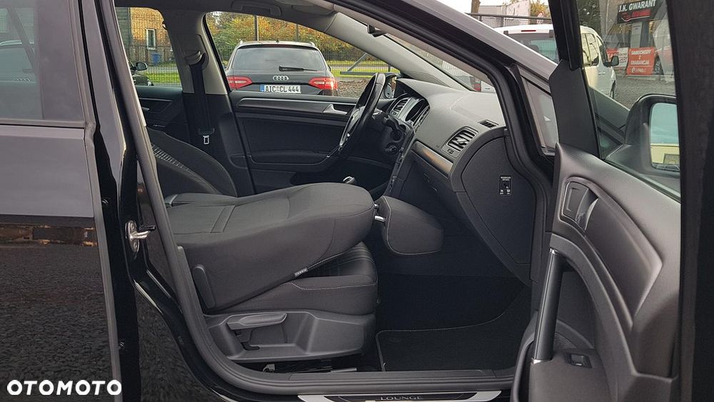 Volkswagen Golf 2.0 TDI BlueMotion Technology Lounge - 31